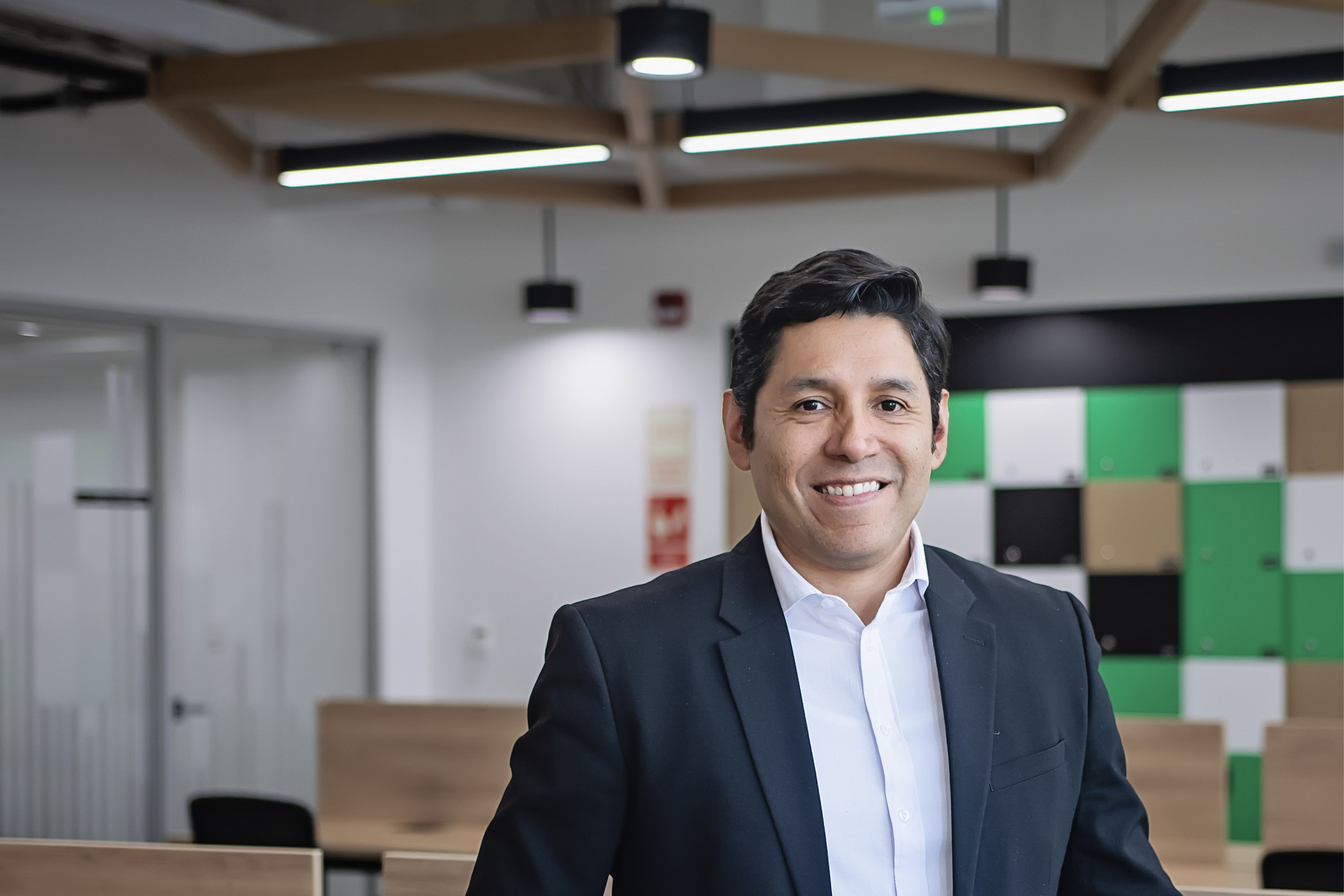 Retrato fotografico de Luis Felipe Chancafe