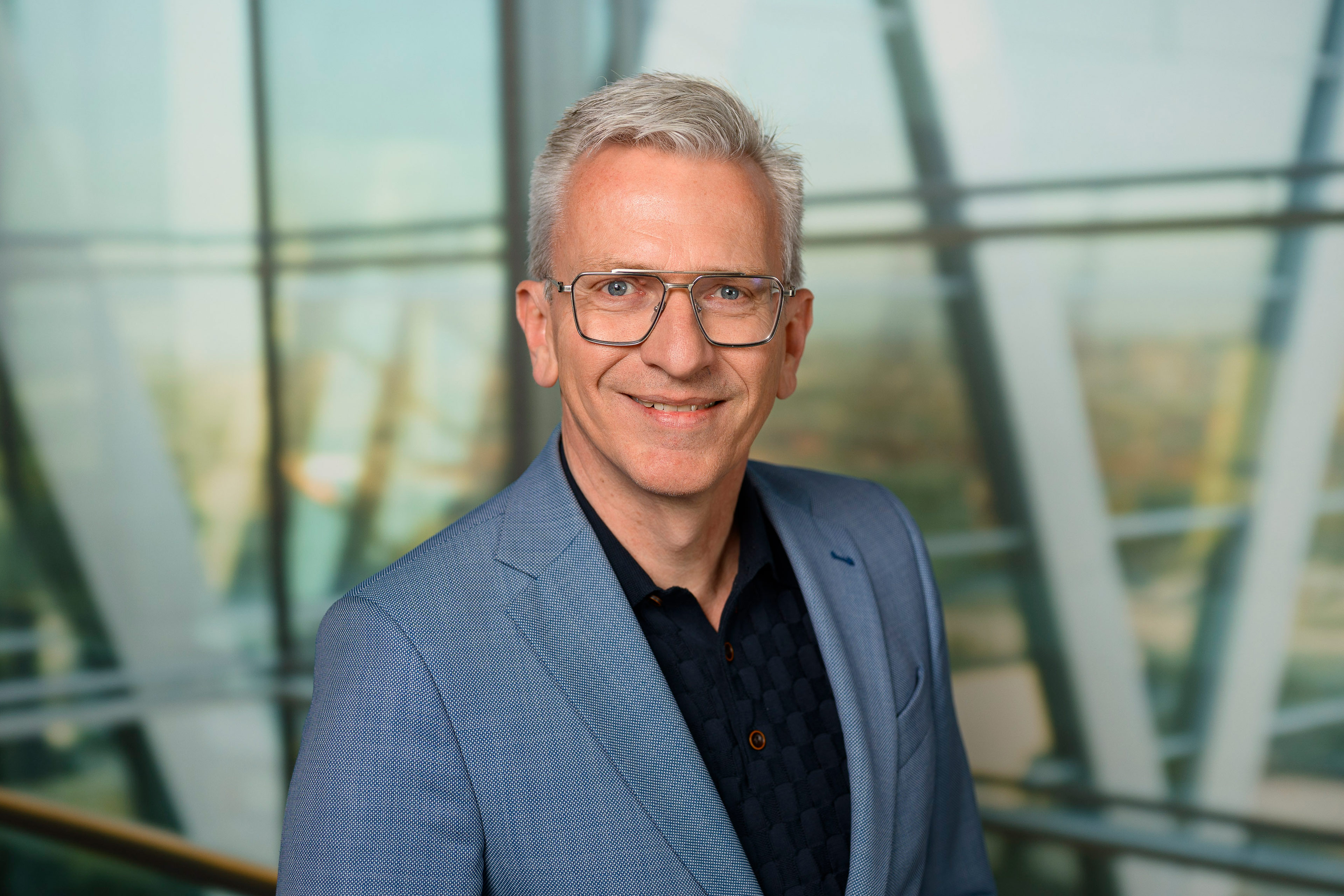 Portrait of Leo Dijkstra