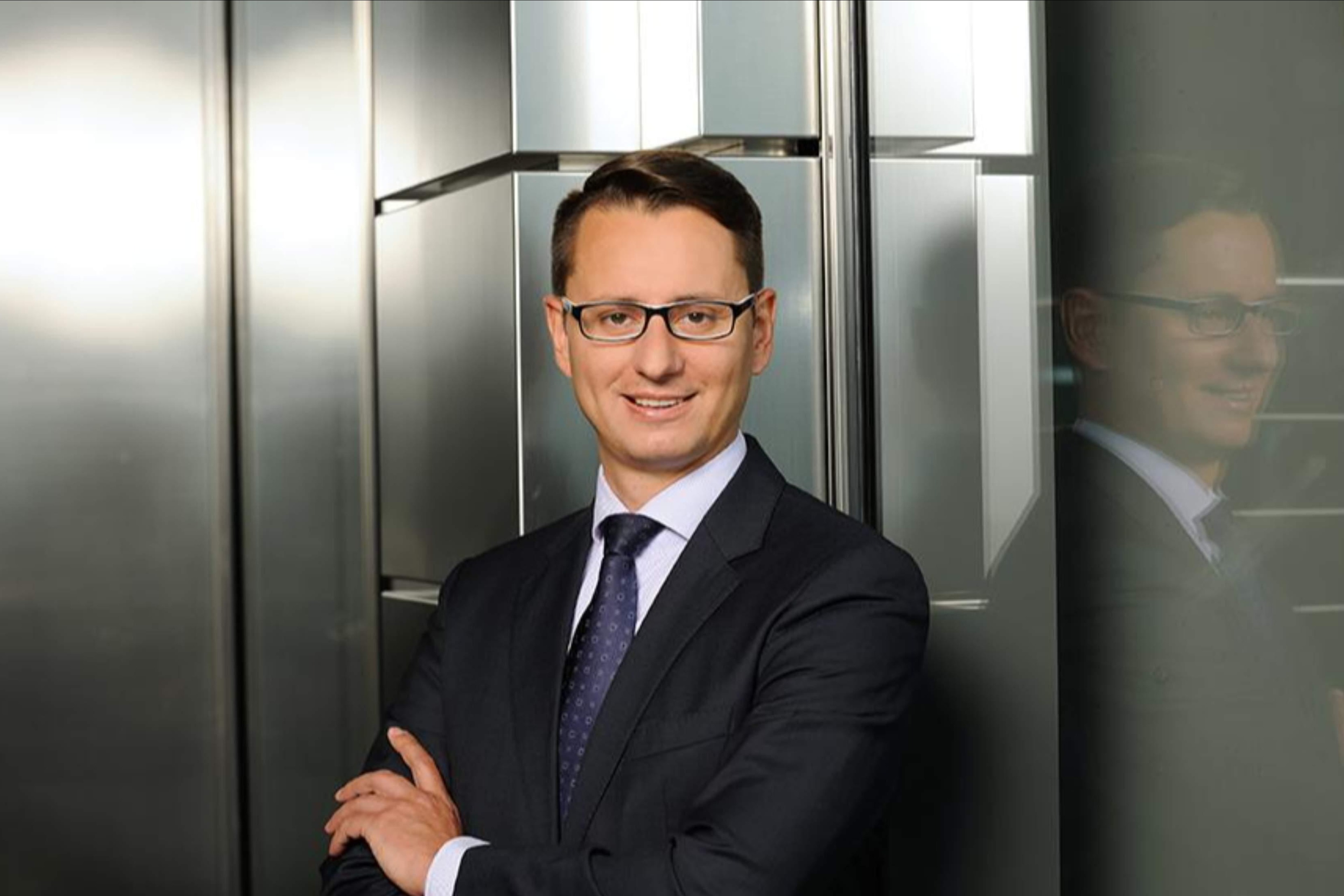 EY - Jaroslaw Łukasik