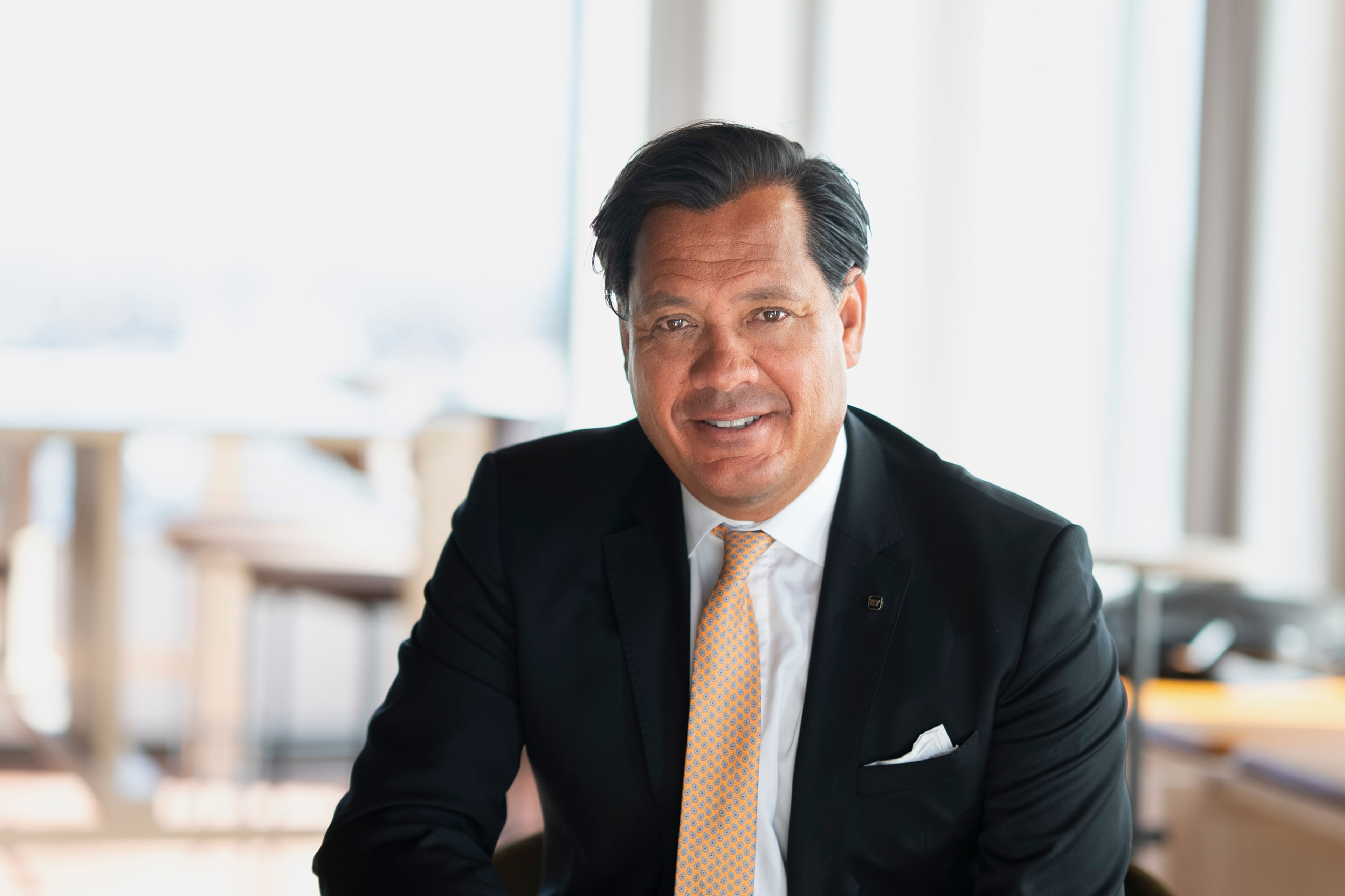 Bild på of Carlos Esterling