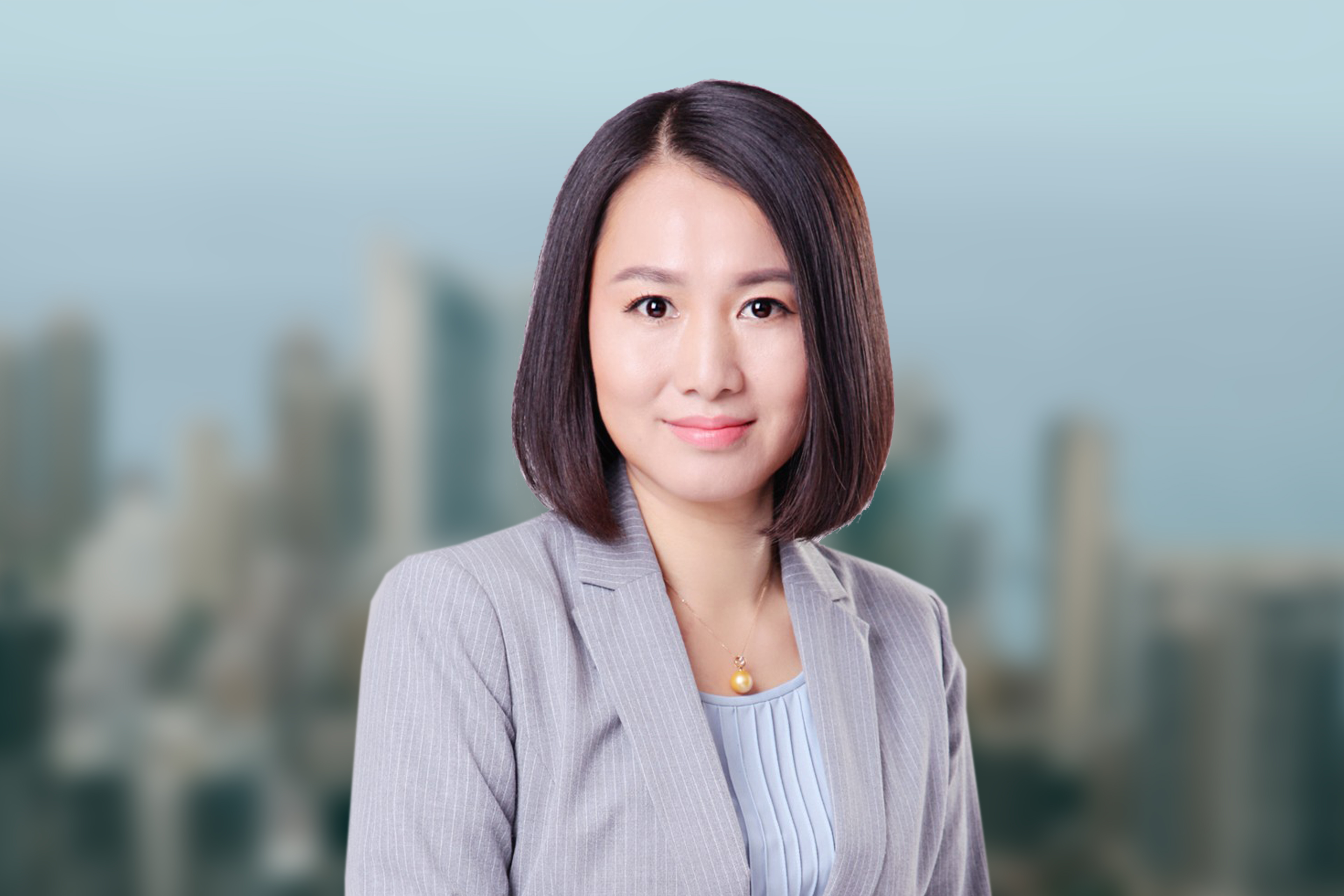 钟丽 - 安永大中华区能源资源行业联席主管合伙人、安永华北区审计服务主管合伙人 | 安永中国