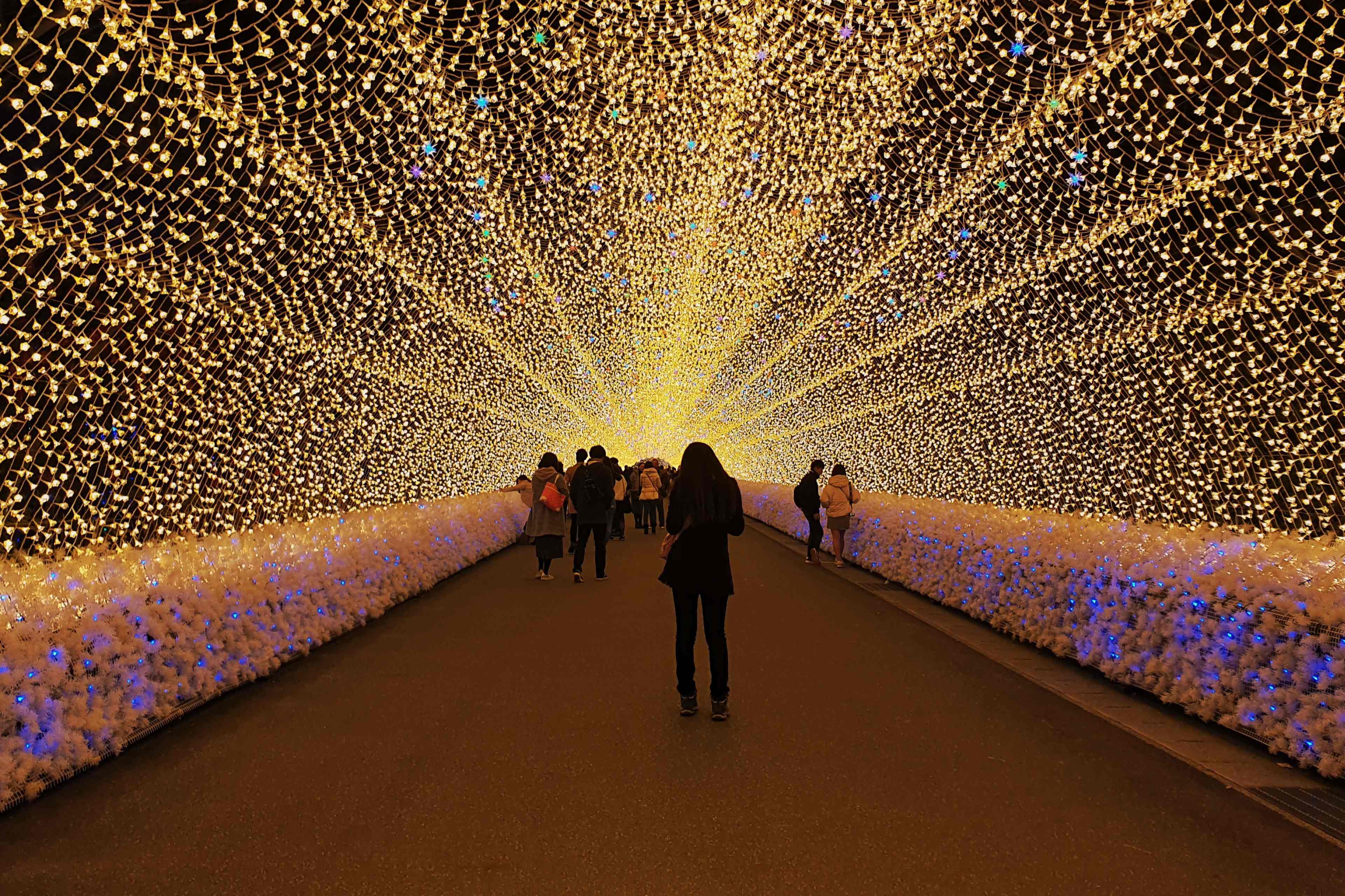 tunnel out of lights