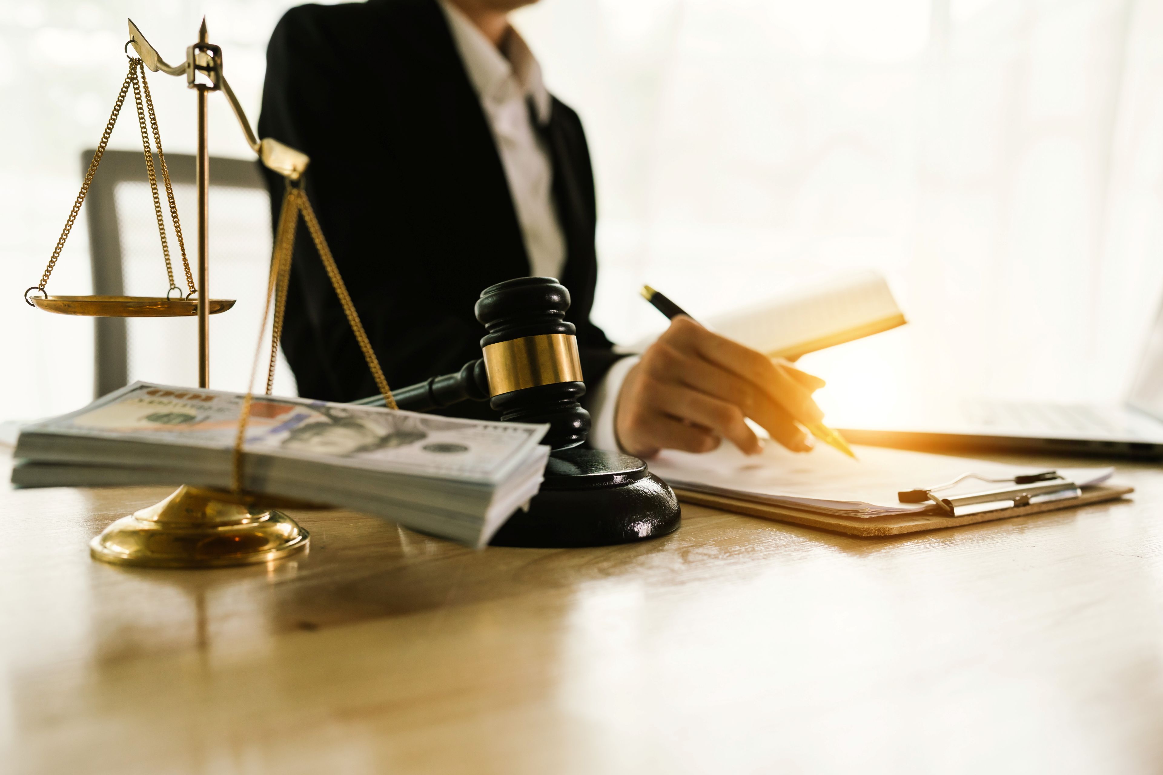 penízky na vážkách soud