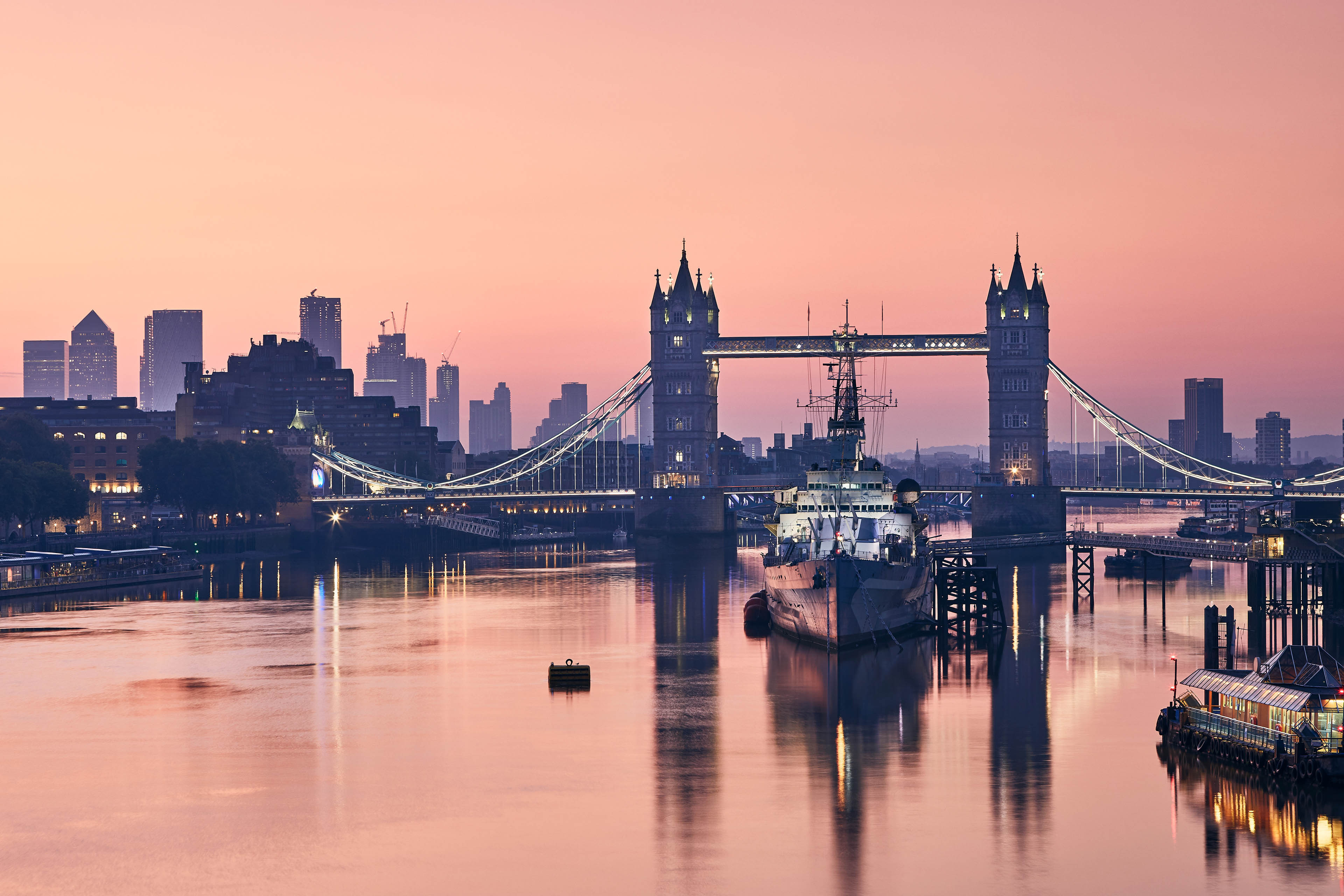 Image of skyline bridge London