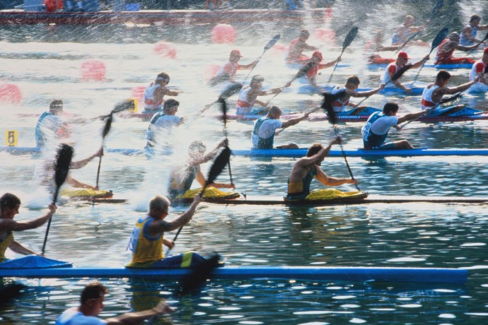 Four man teams kayaking race