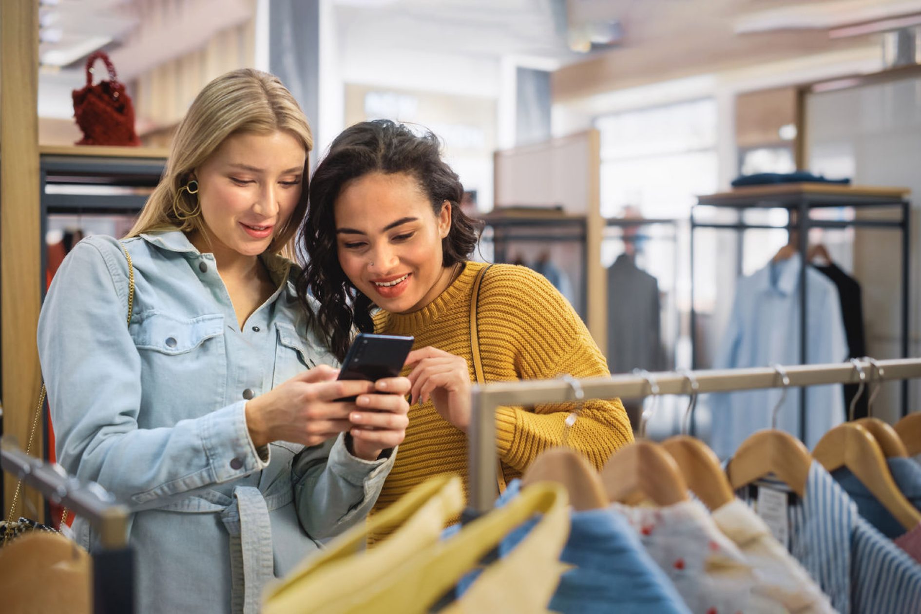 Transforming retail | EY - US