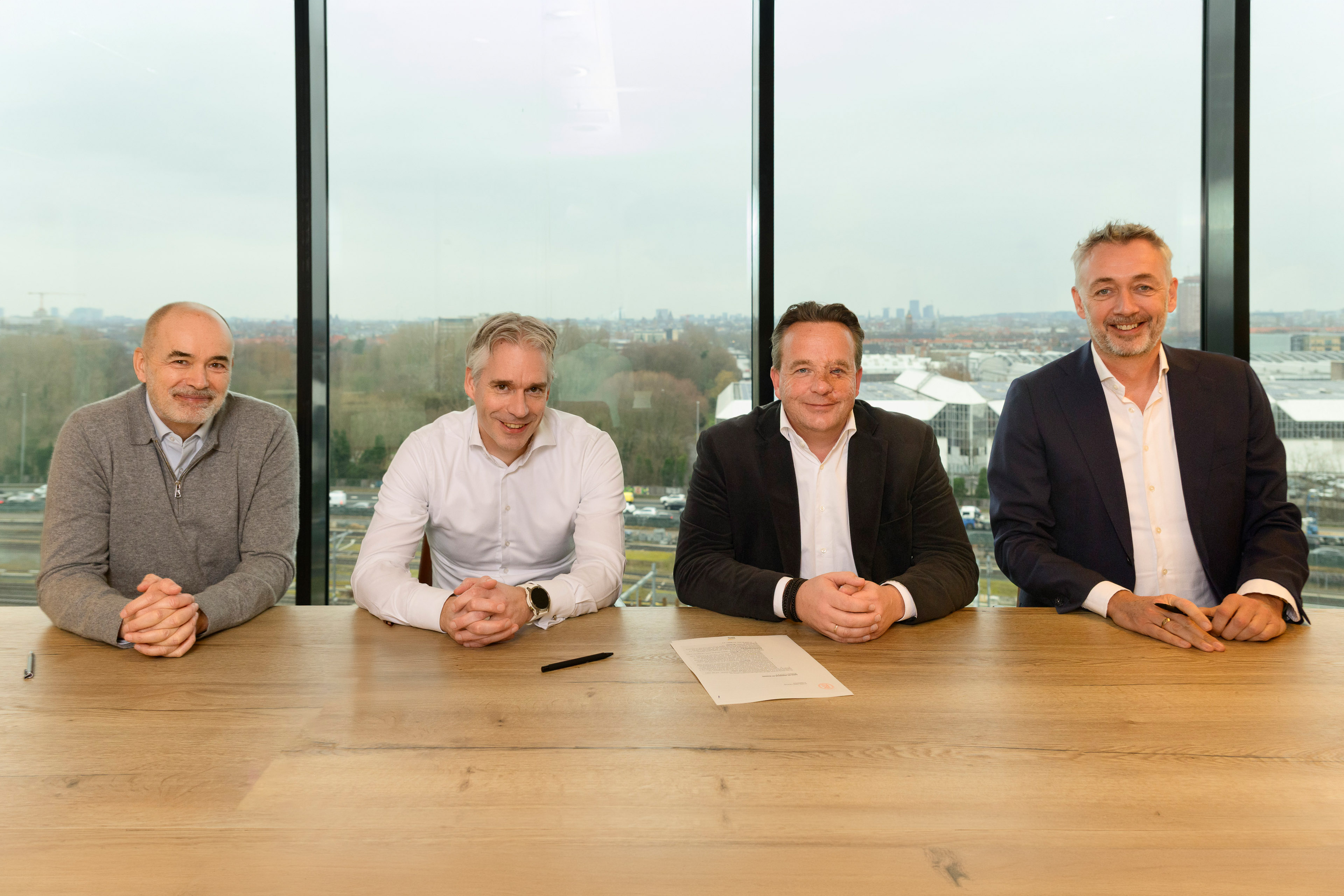 Ondertekening: EY en Bluefield