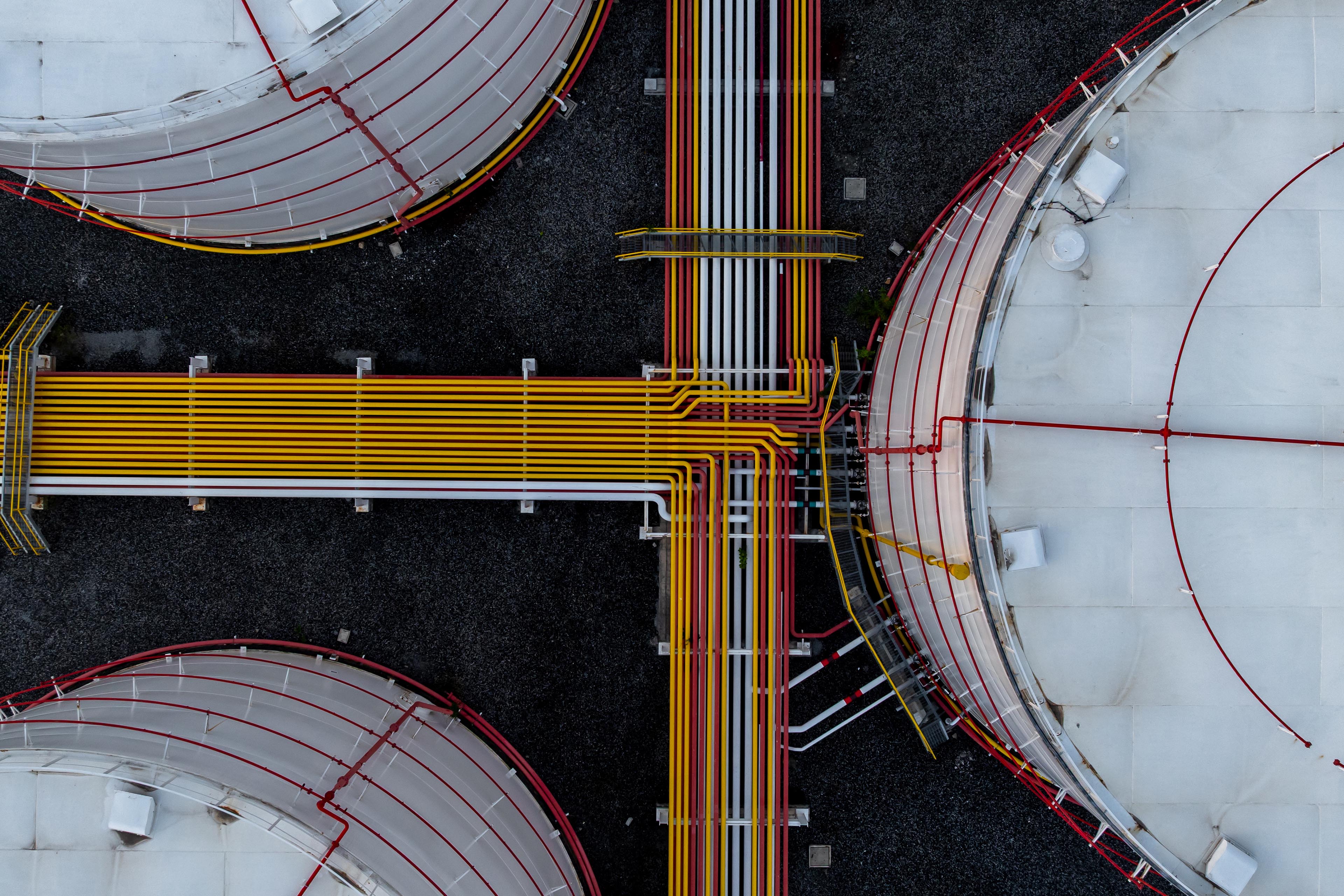 ey-oil-gas-pressure