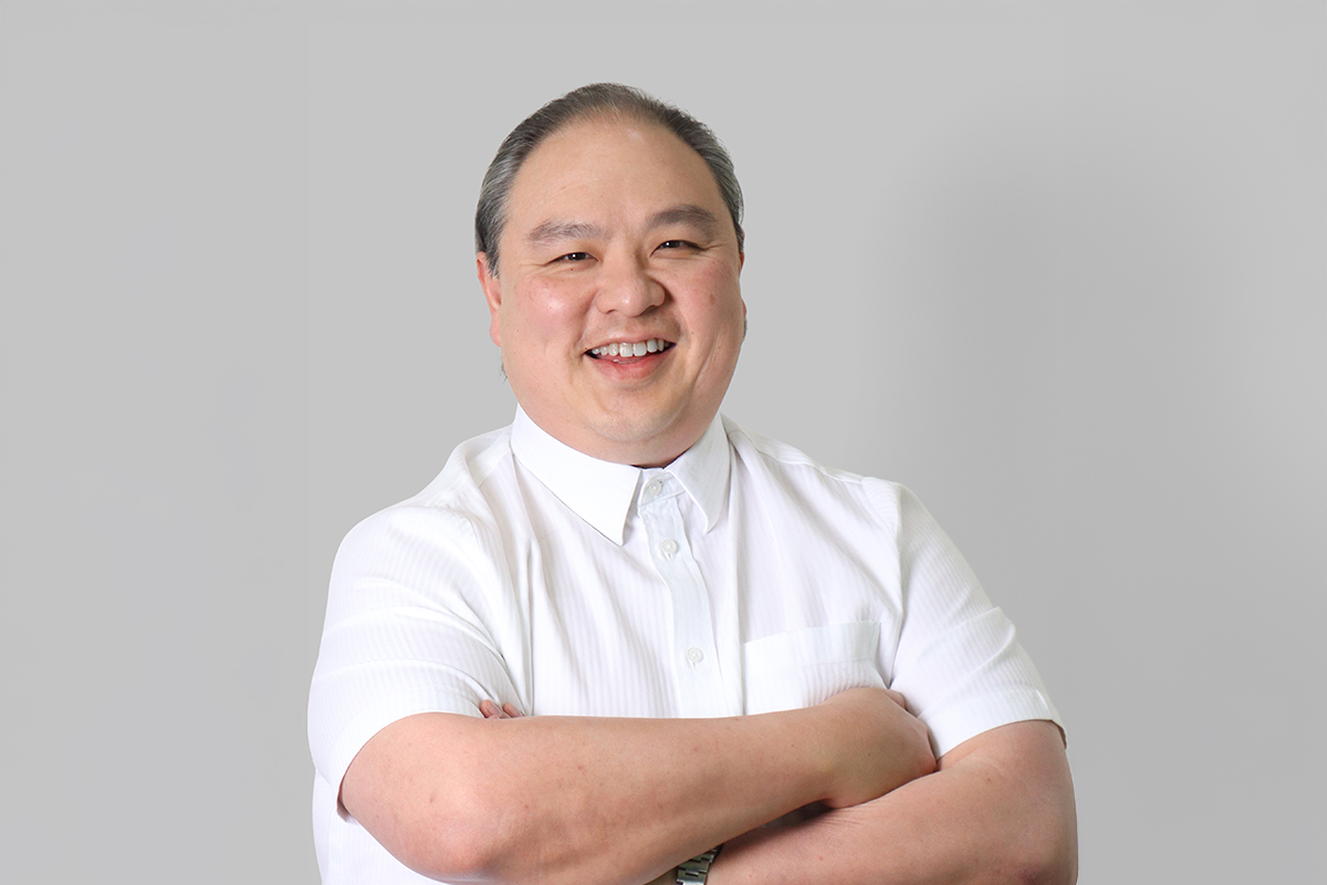 Photographic portrait of Jacinto “Jun” Ng, Jr. 